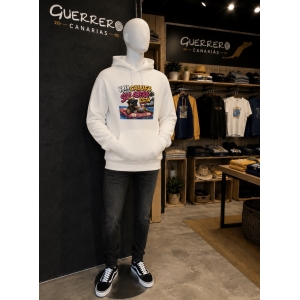 sudadera, "Vaya calufa para la solajera esta".